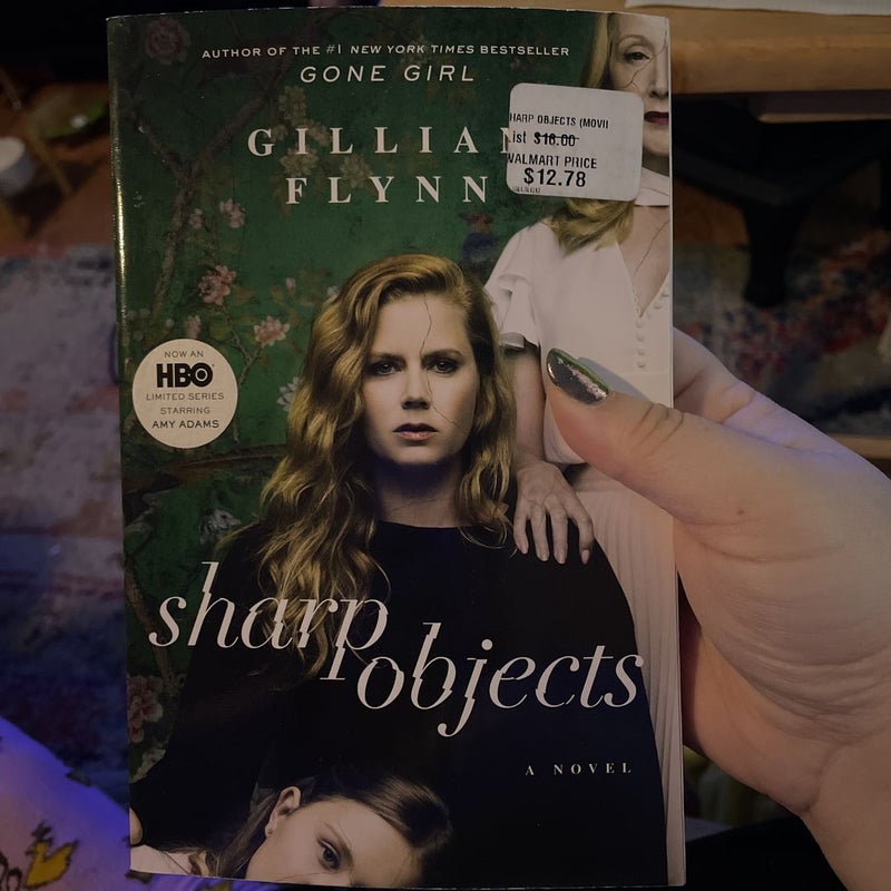 Sharp Objects (Movie Tie-In)