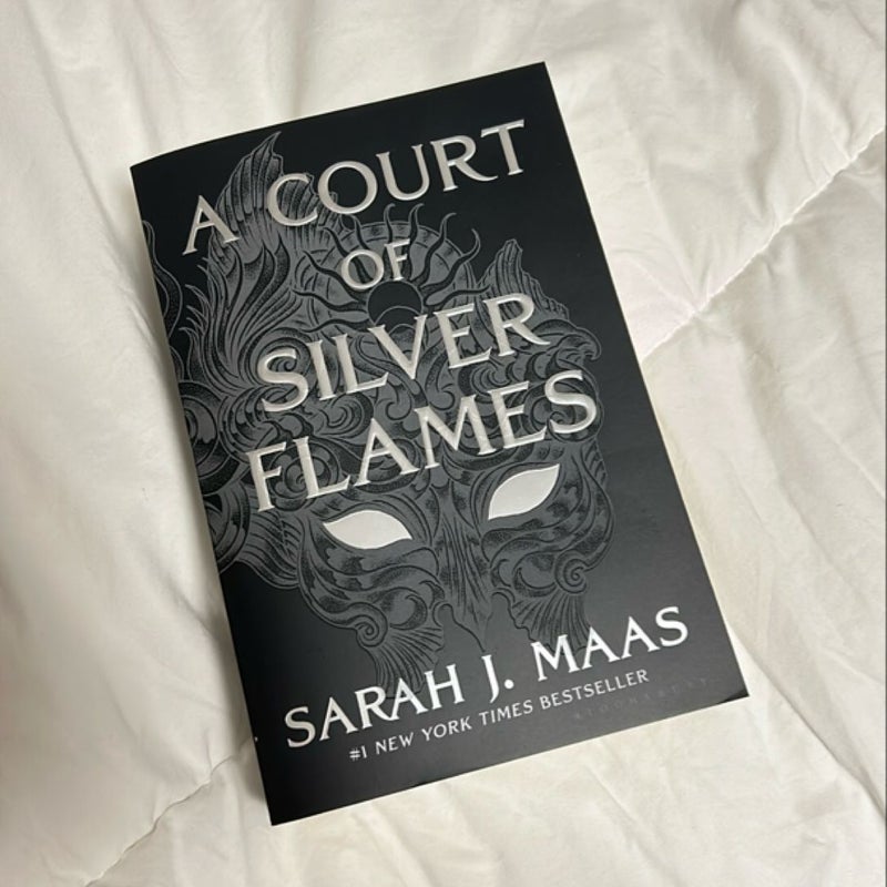 A Court of Silver Flames