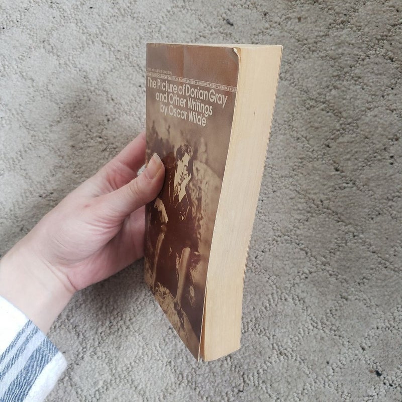 The Picture of Dorian Gray and Other Writings (6th Bantam Classic Printing, 1988)