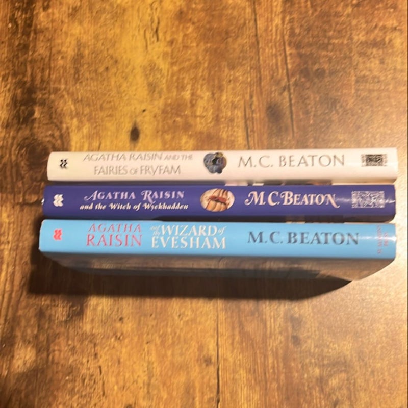 Lot of 3 Agatha Raisin Cozy Mysteries 