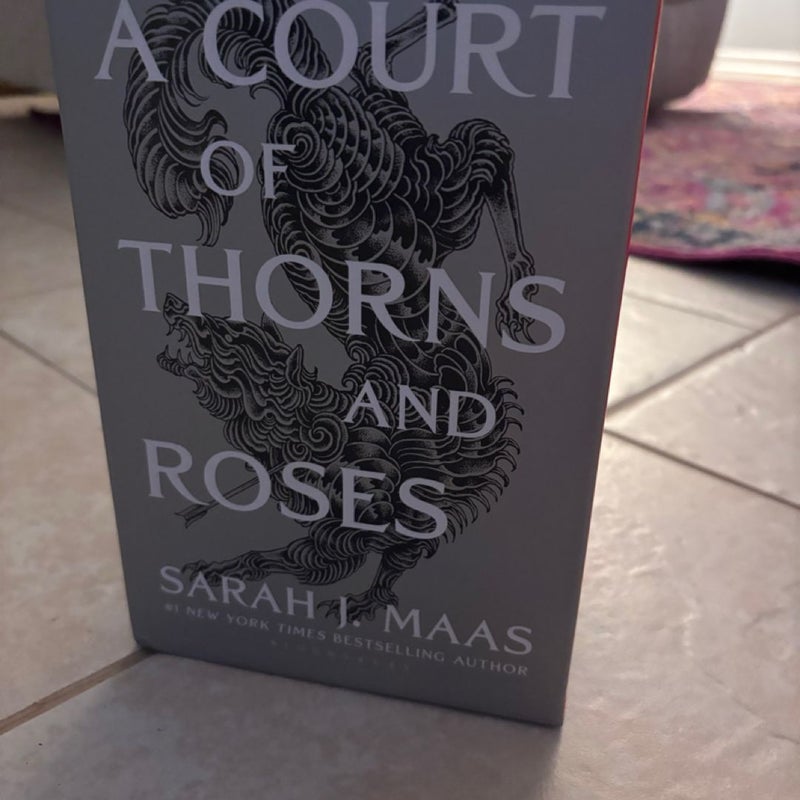 A Court of Thorns and Roses Paperback Box Set (5 Books)