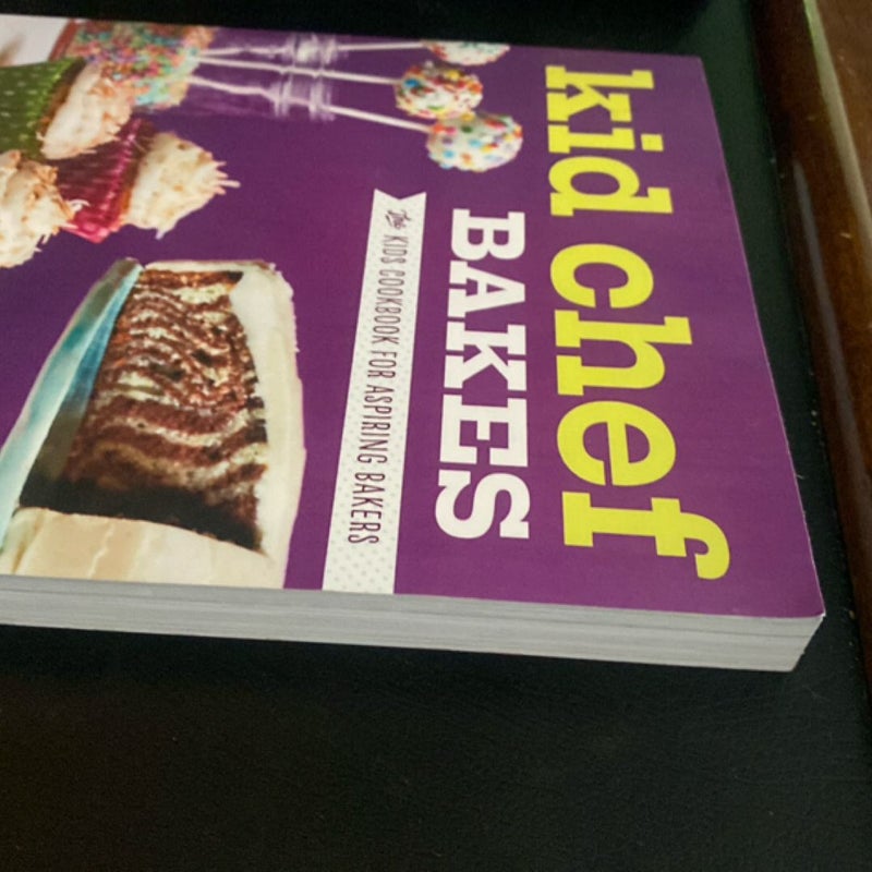 Kid Chef Bakes