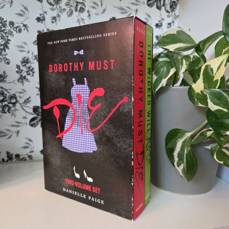 Dorothy Must Die 2-Book Box Set