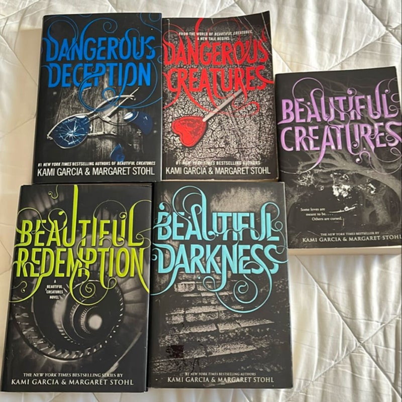 Beautiful Creatures series set