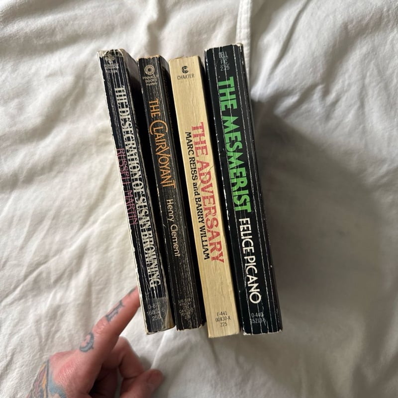 Horror Bundle by Various , Paperback | Pangobooks