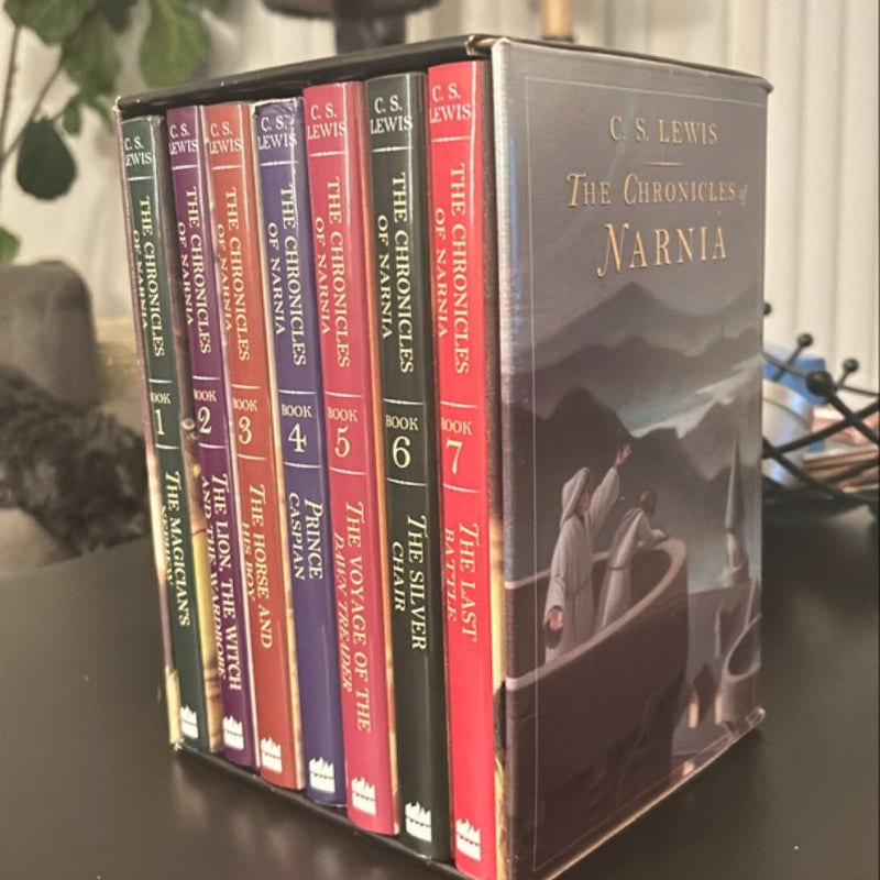 The Chronicles of Narnia Hardcover 7-Book Box Set