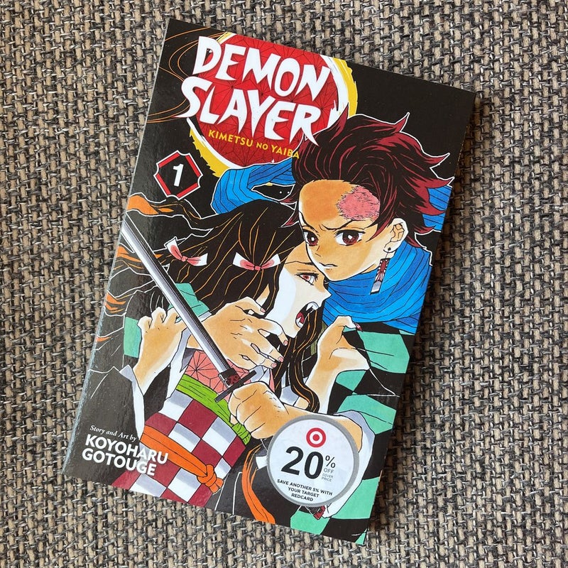 Demon Slayer: Kimetsu No Yaiba, Vol. 1 - By Koyoharu Gotouge ( Paperback )