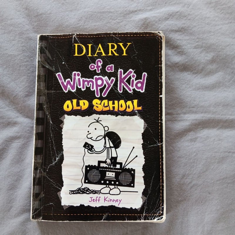 Bundle of 4 Diary of a Wimpy Kid Books