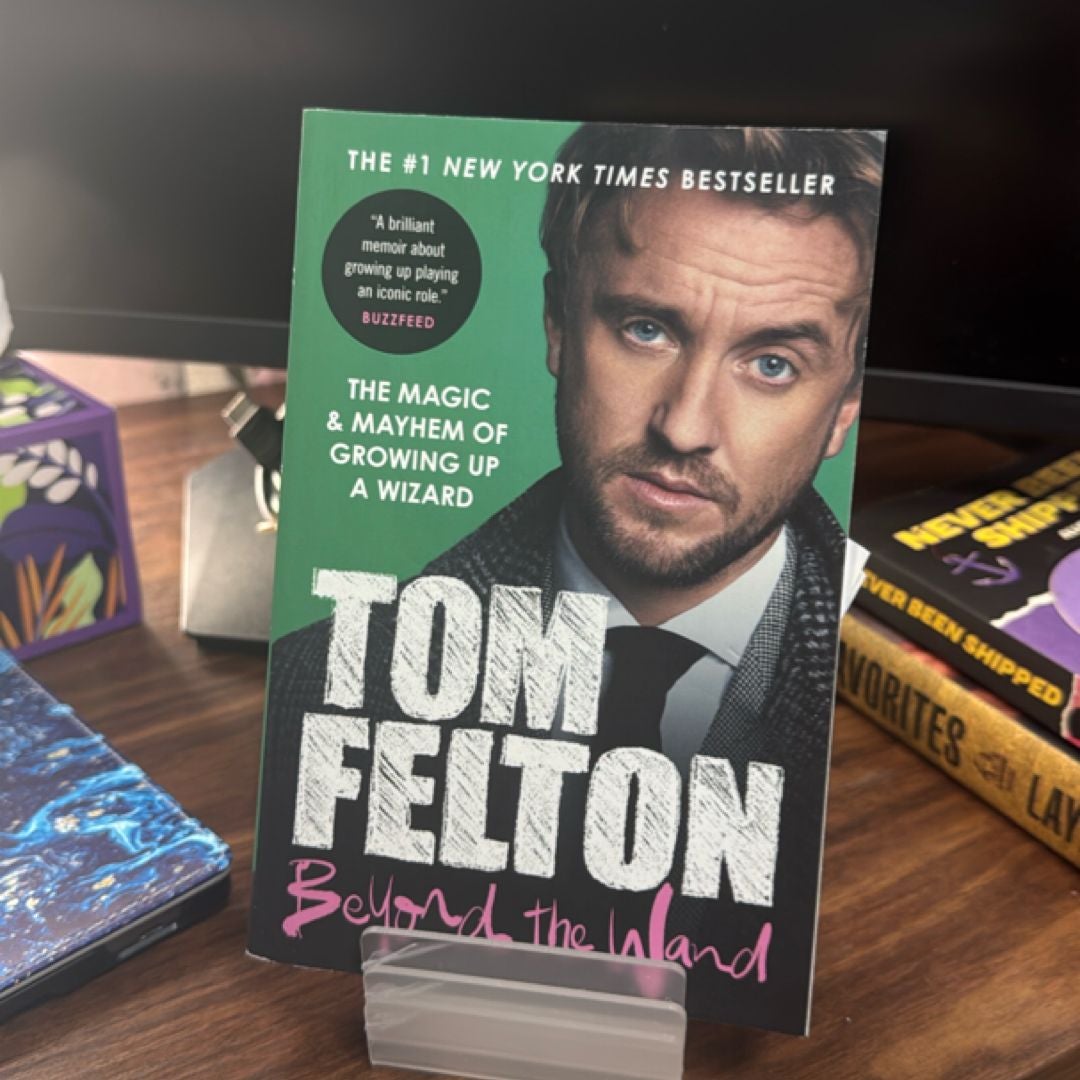 【サイン入り】Beyond the Wand: Tom Felton Beyond the Wand (Signed) by Tom Felton, Hardcover | Pangobooks