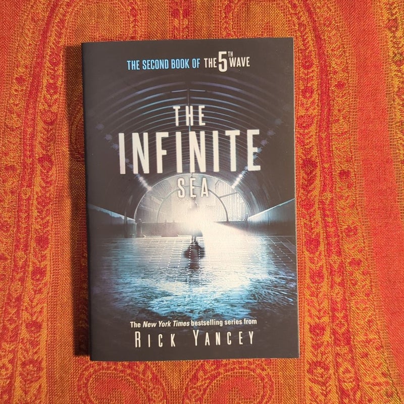 The 5th Wave/The Infinite Sea