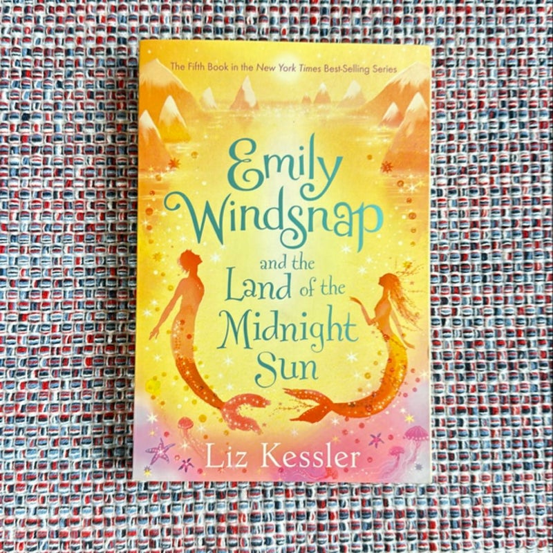 Emily Windsnap and the Land of the Midnight Sun