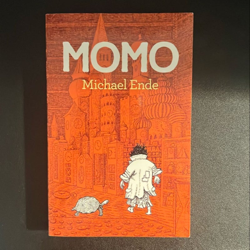 Momo (Spanish Edition)