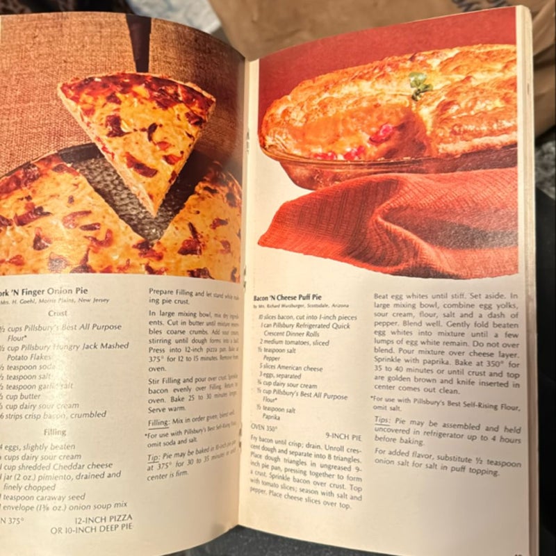 Pillsbury bake off cookbook from 1969