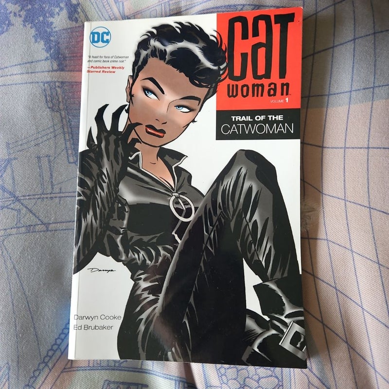 Catwoman Vol. 1: Trail of the Catwoman