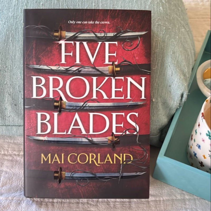 Five Broken Blades (Deluxe Limited Edition)