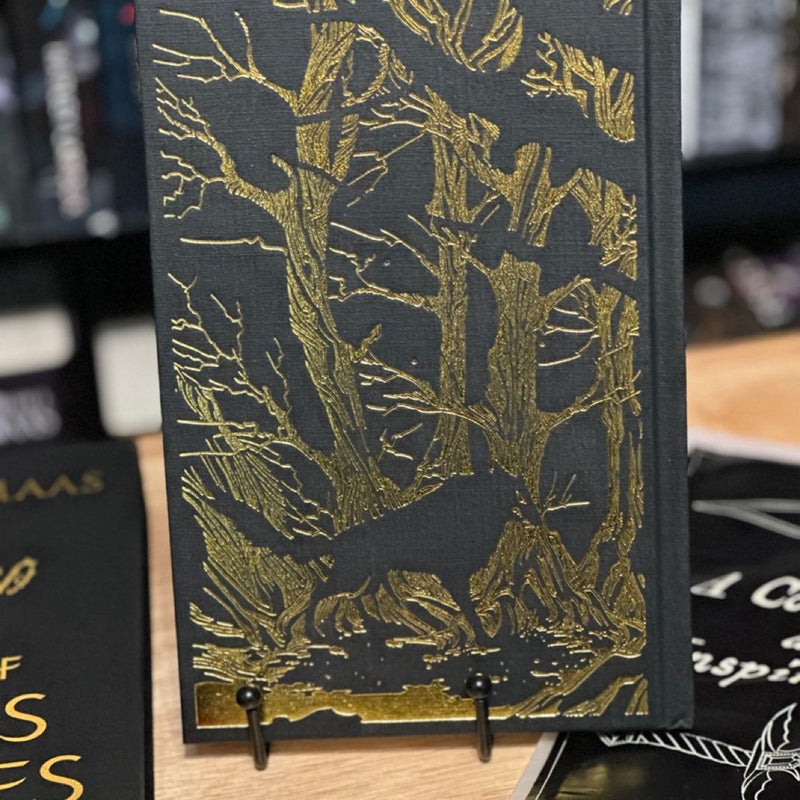 A Court of Thorns and Roses Collector's Edition