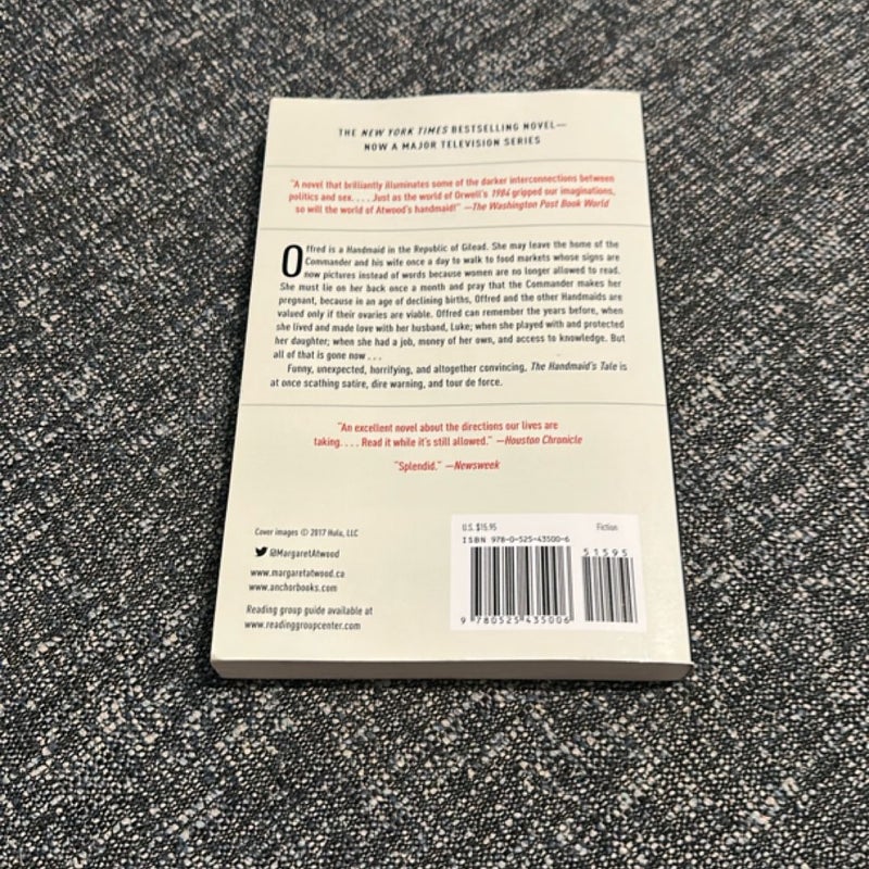 The Handmaid's Tale (Movie Tie-In)