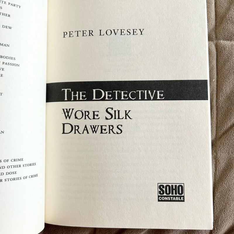 The Detective Wore Silk Drawers 10441