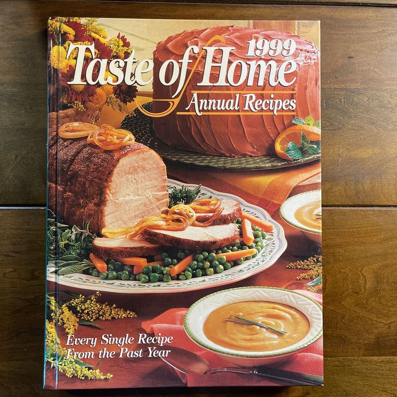 BUNDLE  of 4 Taste of Home Annual Recipes