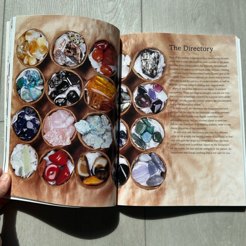 Cassandra Eason's Healing Crystals
