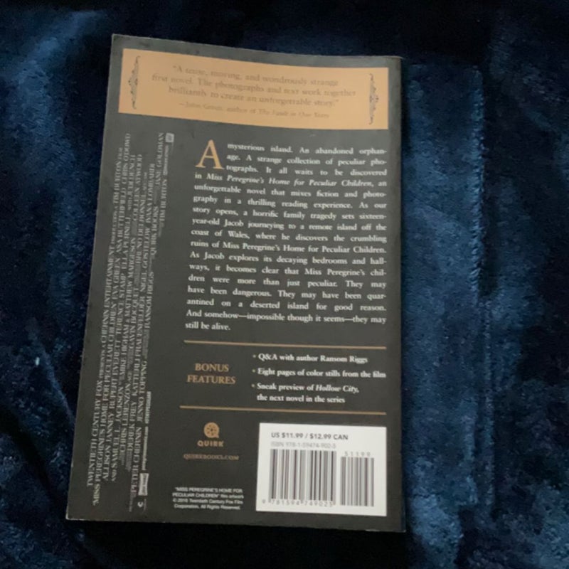 Miss Peregrine's Home for Peculiar Children (Movie Tie-In Edition)