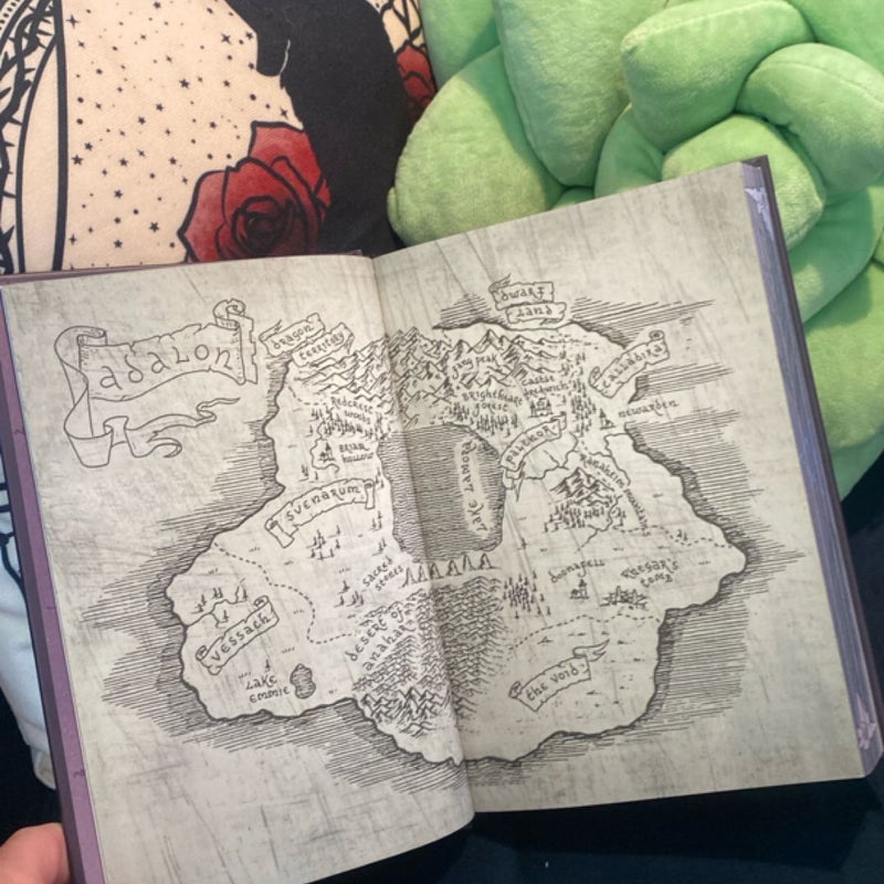 Bow Before the Elf Queen Bookish Box Edition