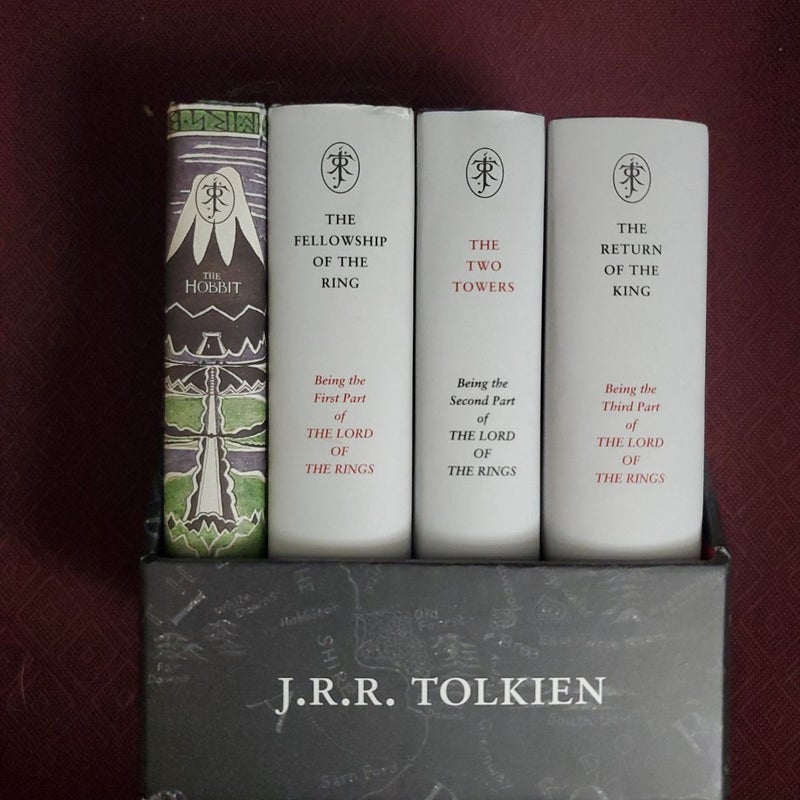 The Hobbit and the Lord of the Rings Gift Set: a Middle-Earth Treasury