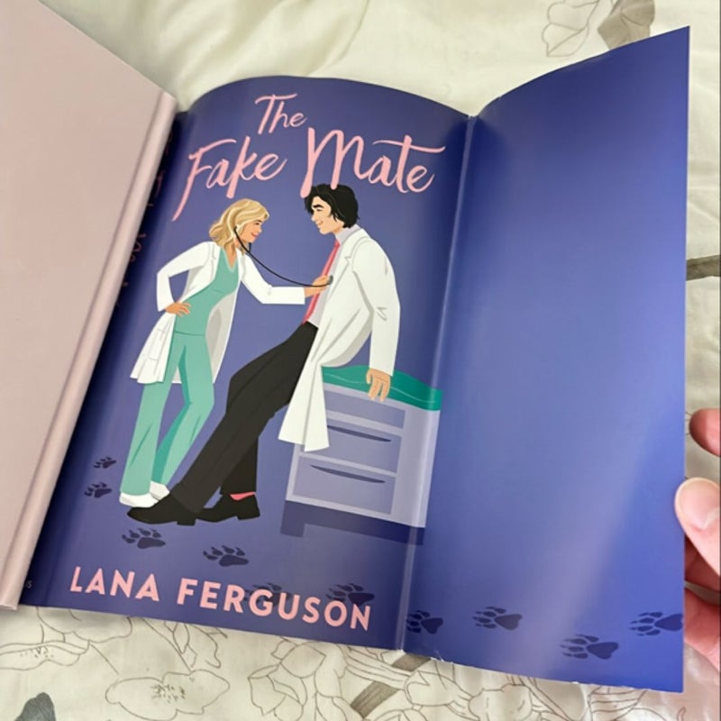 The Fake Mate by Lana Ferguson *Fairyloot signed edition*