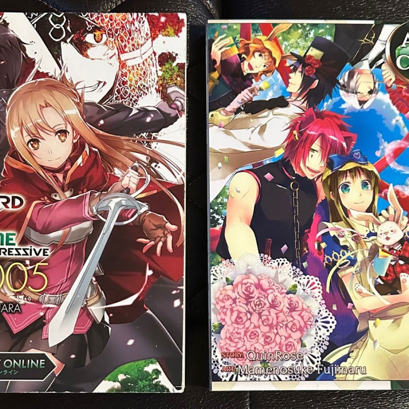 Two Books, Sword Art Online 005 and Alice In The Country Of Clover