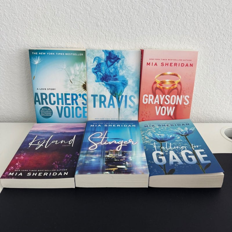 Mia Sheridan Books