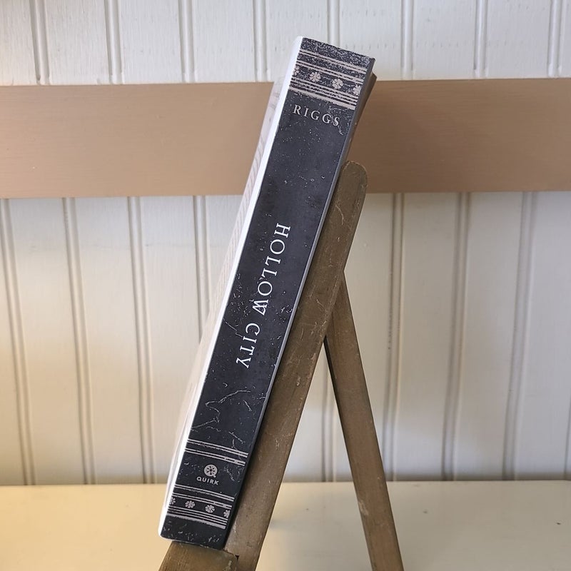 Hollow City