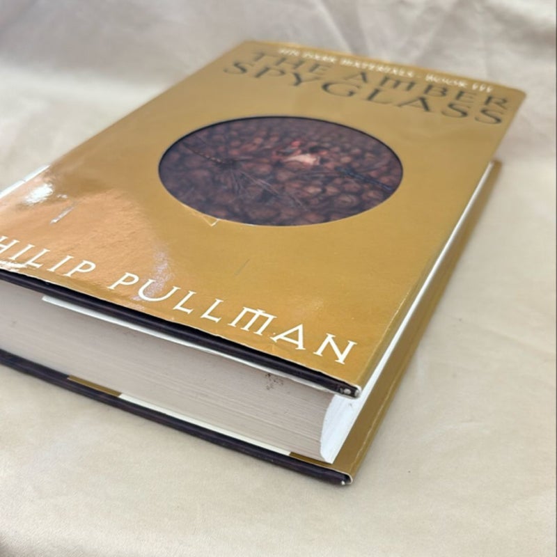 His Dark Materials: the Amber Spyglass (Book 3) 1st edition