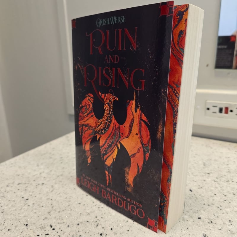 Ruin and Rising by Leigh Bardugo, Paperback | Pangobooks