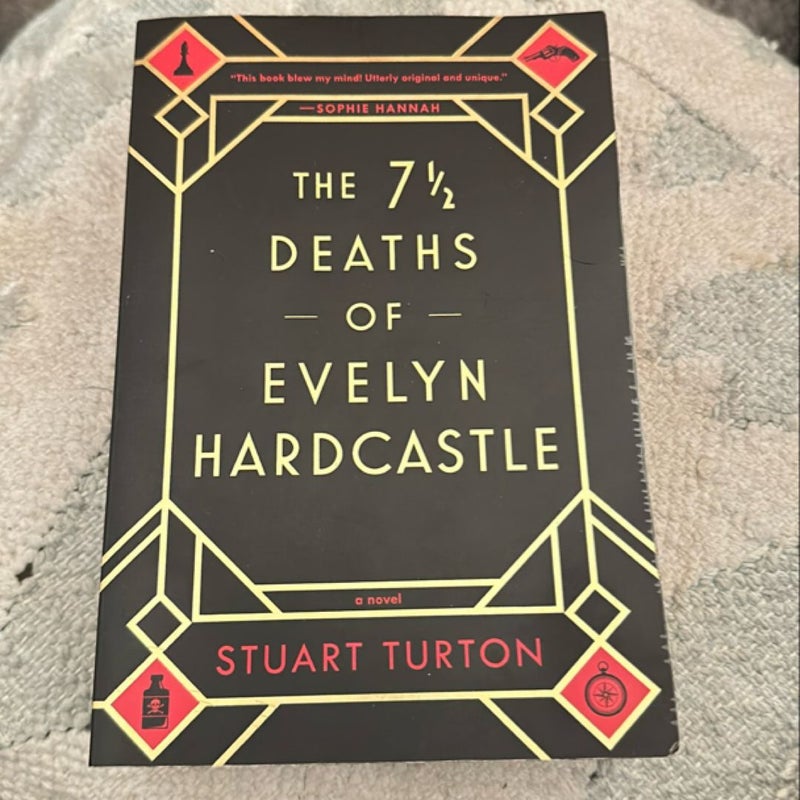 The 7½ Deaths of Evelyn Hardcastle