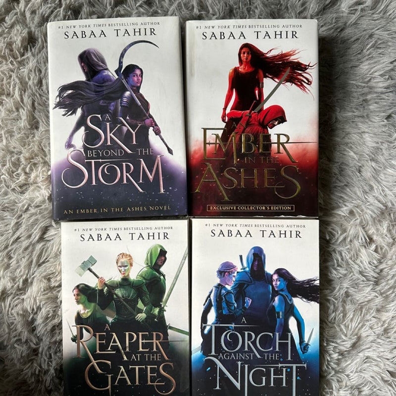 An Ember in the Ashes Complete Series Paperback Box Set (4 Books)