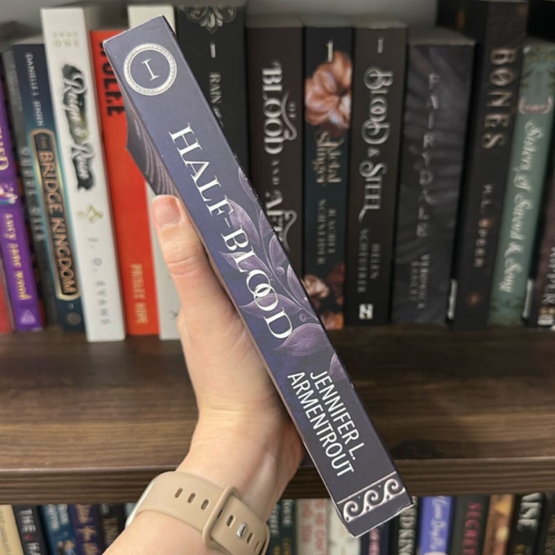 Half-Blood by Jennifer L Armentrout INDIE OOP