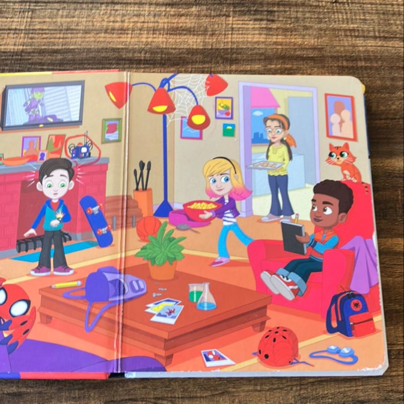 Disney Junior Marvel Spidey and His Amazing Friends: First Look and Find