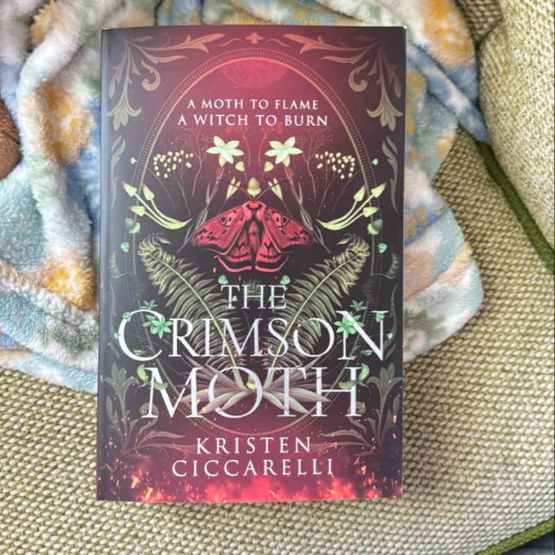 The Crimson Moth / Heartless Hunter (UK)