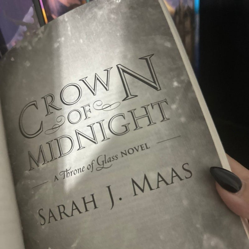 Crown of Midnight OOP Paperback Throne of Glass