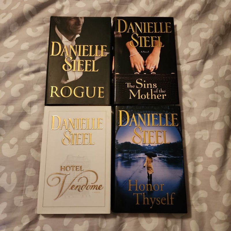 Danielle Steel 4 Book Hardcover Bundle!