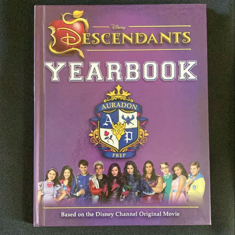 Descendants: Yearbook