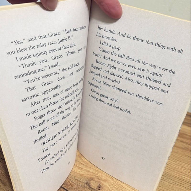 Junie B. Jones #16: Junie B. Jones Is Captain Field Day