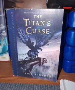 Percy Jackson and the Olympians, Book Three the Titan's Curse (Percy Jackson and the Olympians, Book Three)