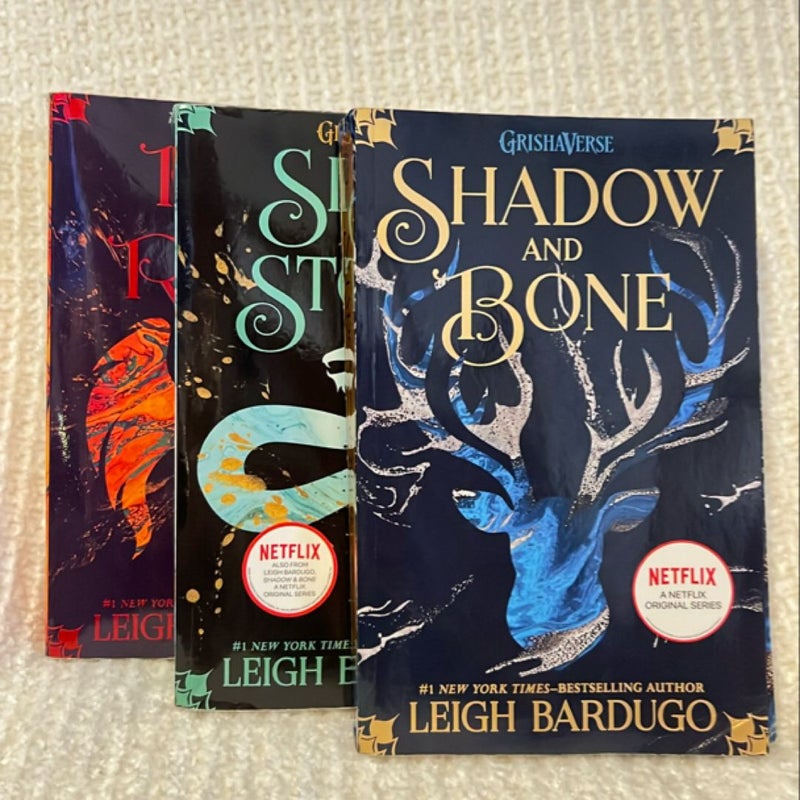 The Shadow and Bone Trilogy Boxed Set