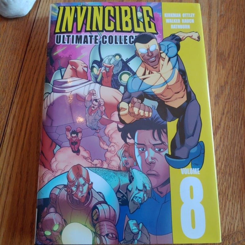 Invincible: the Ultimate Collection Volume 8