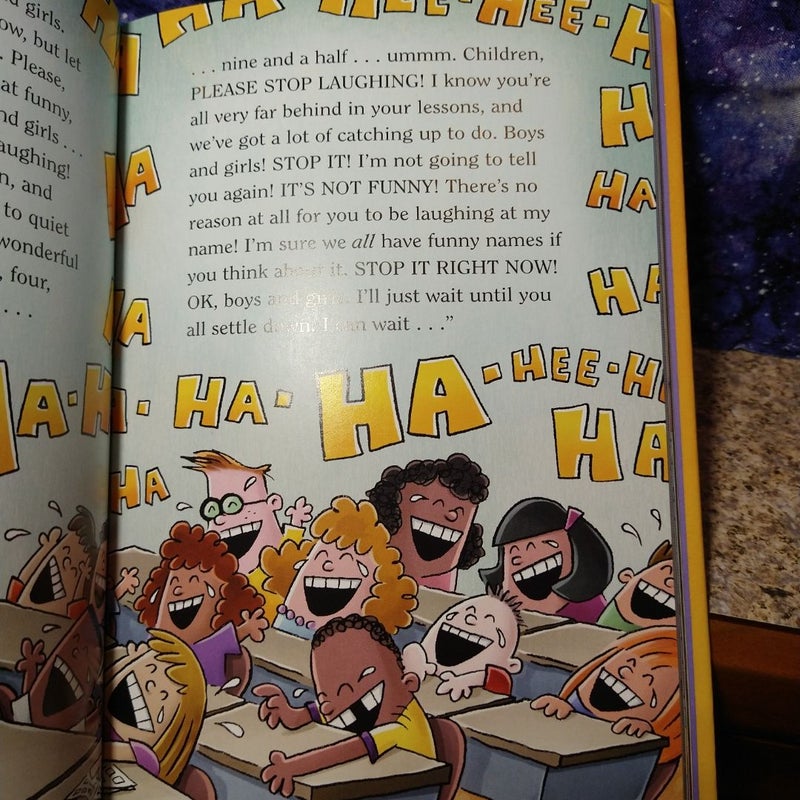 Captain Underpants and the Sensational Saga of Sir Stinks-a-Lot, set series 