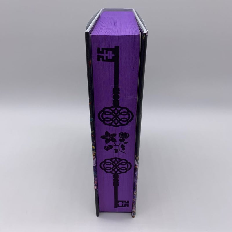 Waterstones Exclusive Throne of the Fallen Stenciled Edges