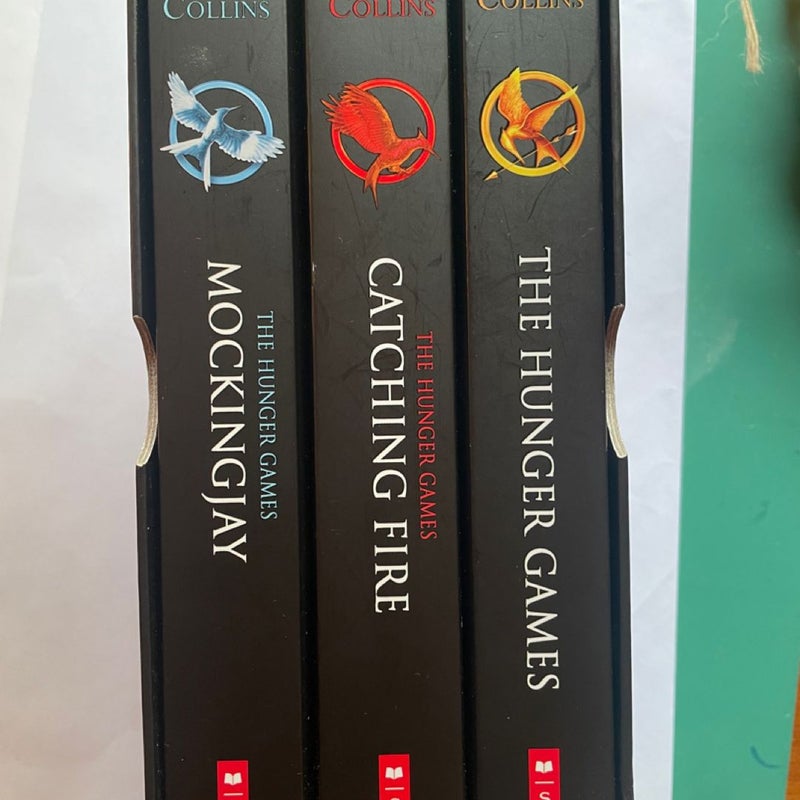 Trilogy Boxed Set -  Catching Fire - Mockingjay