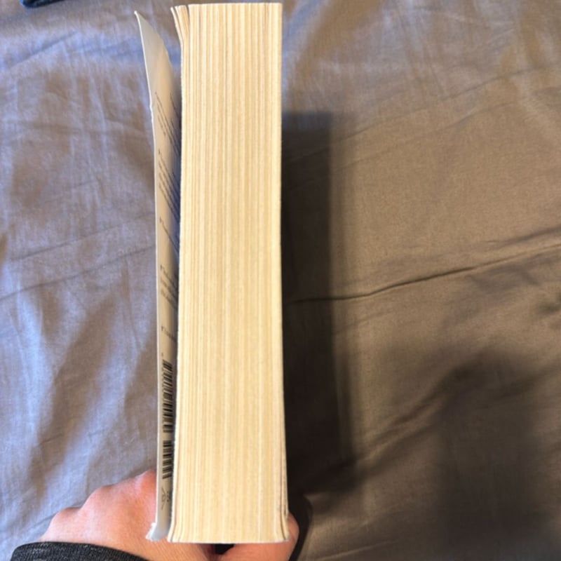 Lockwood and Co. : the Empty Grave