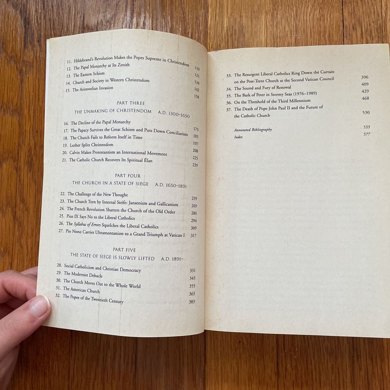 A Concise History of the Catholic Church (Revised Edition)